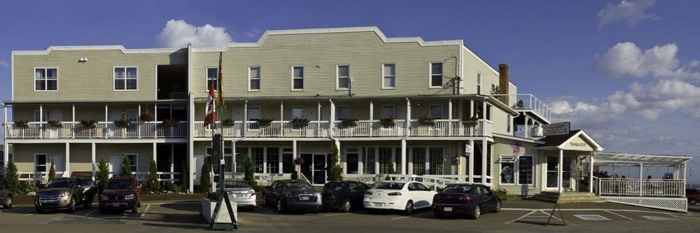 Parkland Village Inn Alma Esterno foto